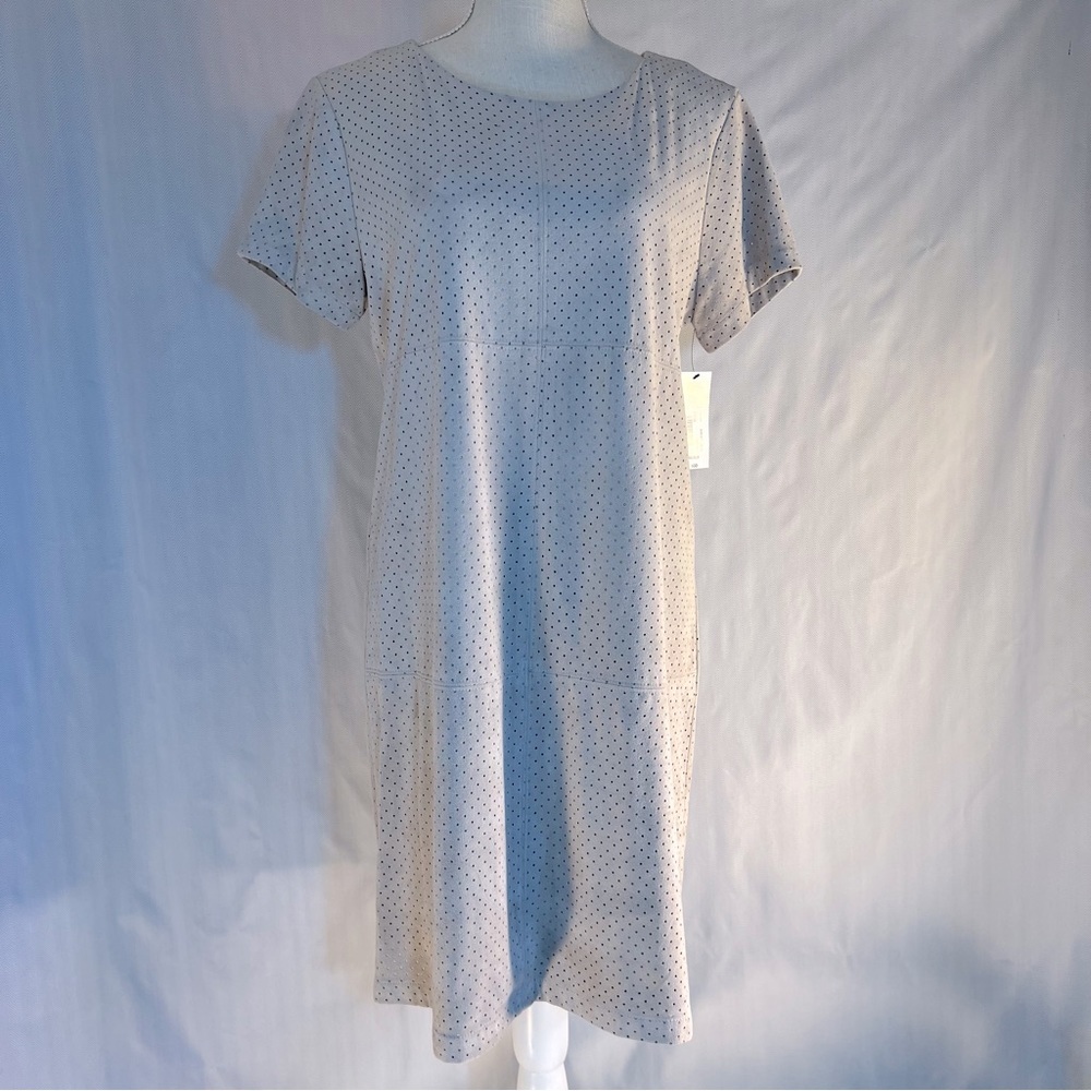 a.n.a. Taupe Super Soft Ultra Suede Punch Polk a Dot Lined Short Sleeve Dress M👍